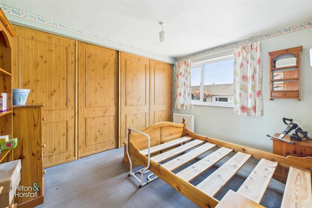 Additional image 6 of Uplands Drive, Fence