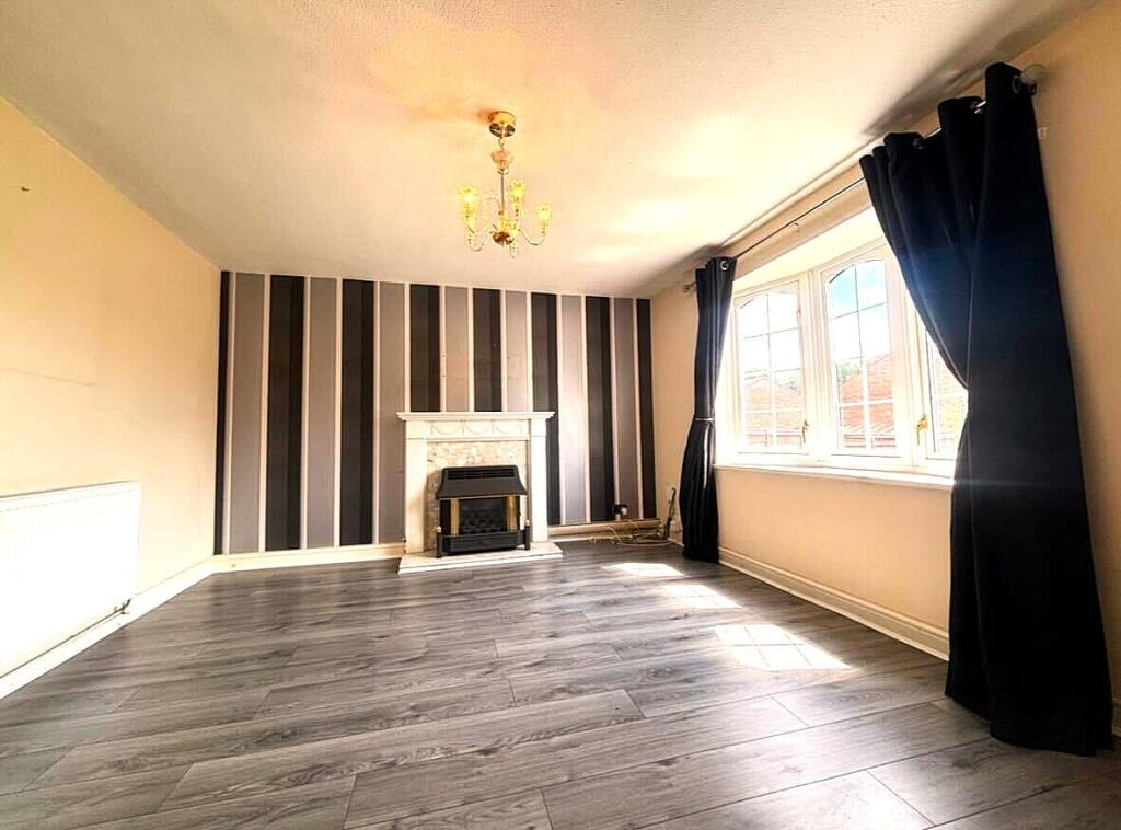 Additional image 12 of Spenser Walk, Catshill, Bromsgrove, Worcestershire, B61