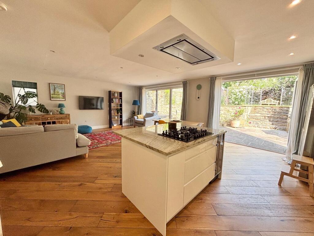 Additional image 36 of Gilstead Lane, Bingley, West Yorkshire, Ins, BD16