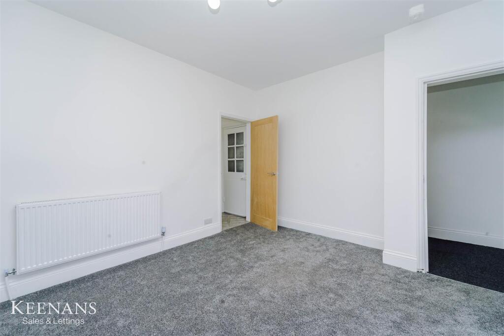 Additional image 20 of Caernarvon Avenue, Burnley