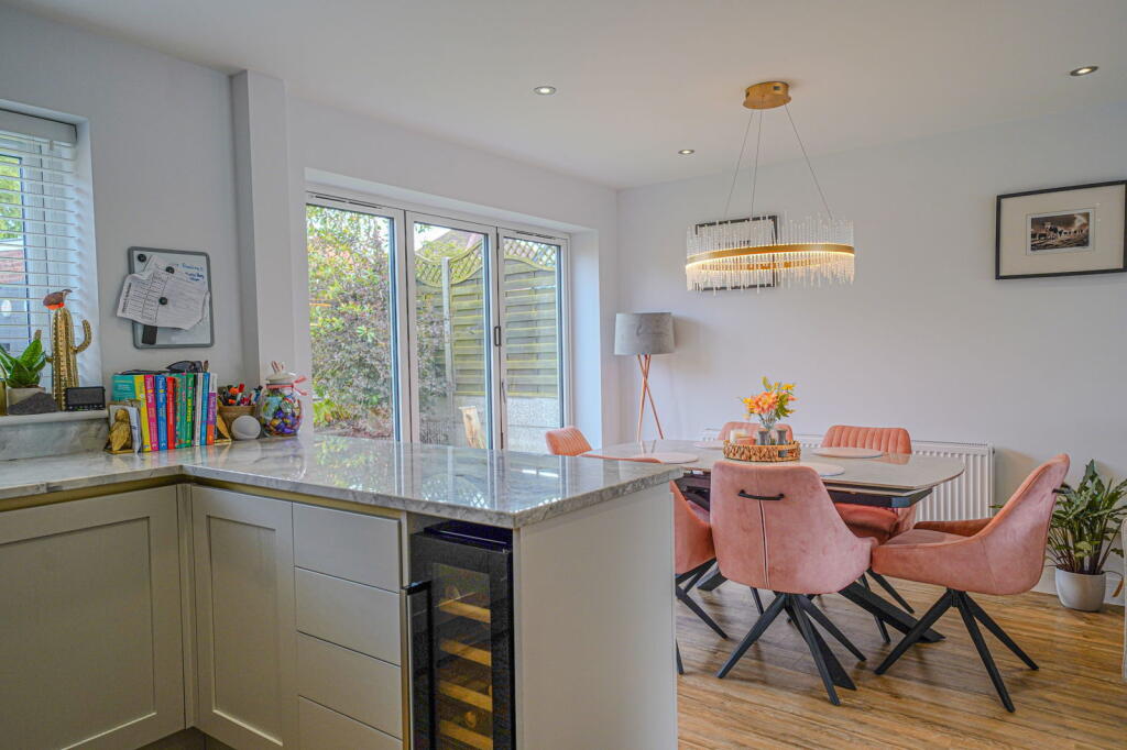 Additional image 4 of Peterbrook Road, Shirley