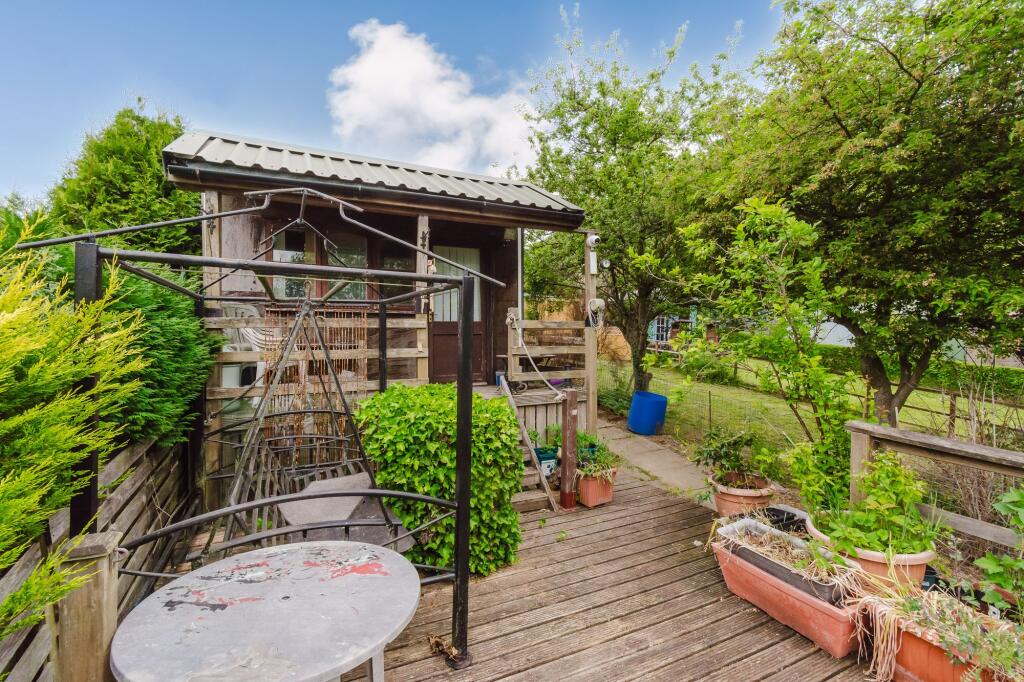 Additional image 31 of Whitehall Road, Wyke, BD12