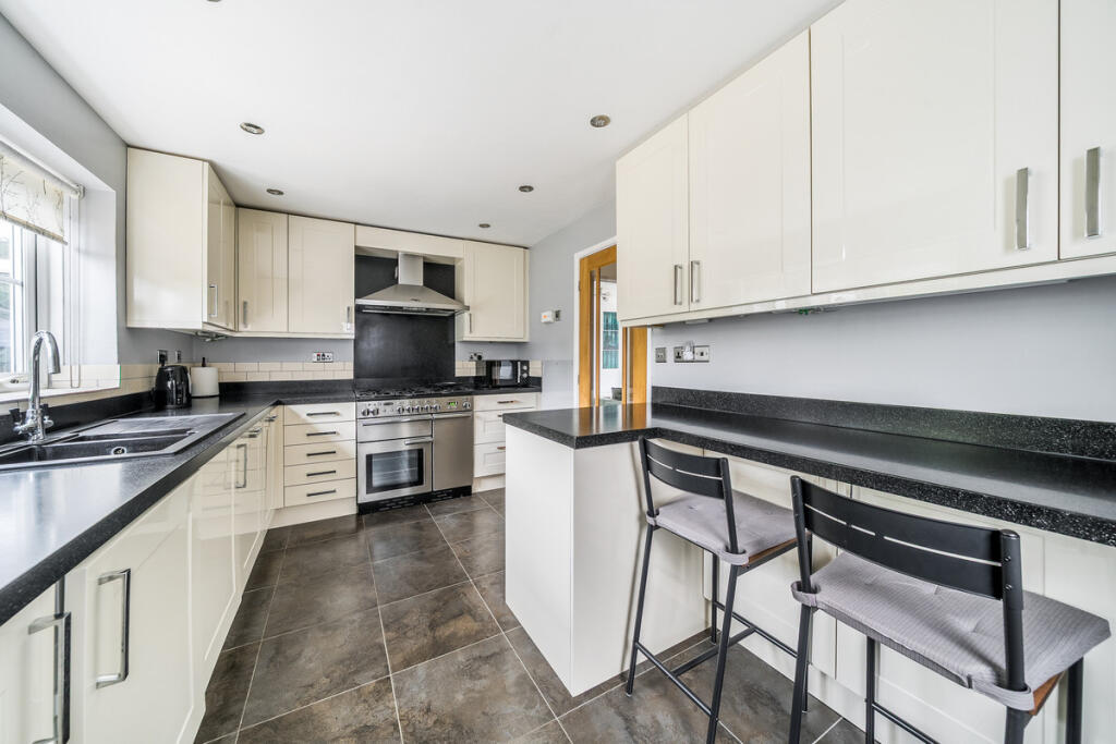 Additional image 16 of Eastwood Close, Frome, BA11