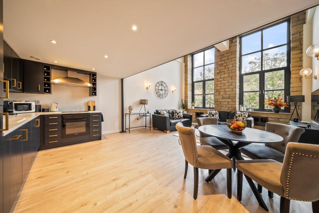 Additional image 4 of Meadow Road, Apperley Bridge, Bradford, West Yorkshire, BD10