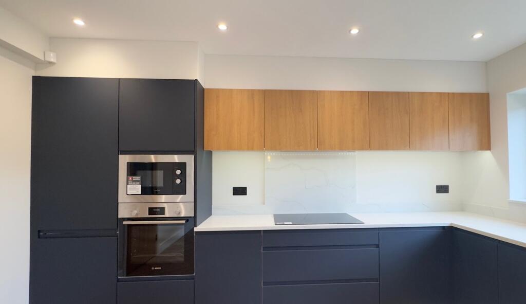 Additional image 8 of Bradford Road, Cottingley, Bingley, BD16