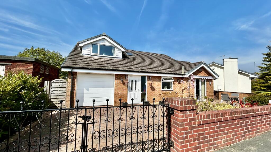 Additional image 2 of Barnfield Avenue, Worsthorne, Burnley, BB10