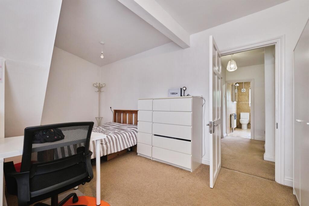 Additional image 21 of Goodwyn Avenue, Oldbury