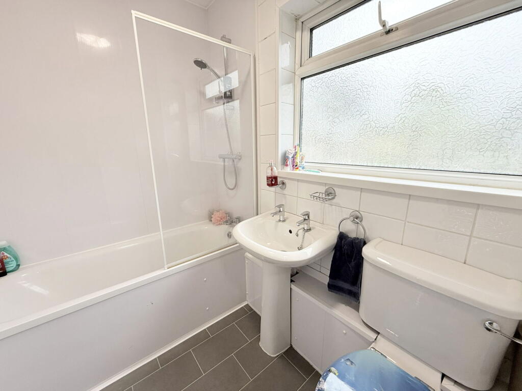 Additional image 21 of Wakelin Road, Shirley