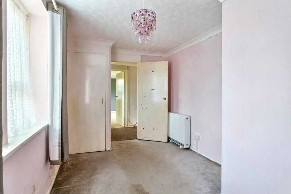 Additional image 9 of 57 Thurlocks, Tintinhull, Yeovil, Somerset, BA22 8QE