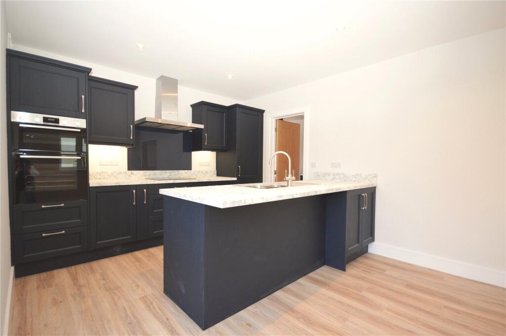 Additional image 5 of 19 Clayton Close, Yeovil, BA22
