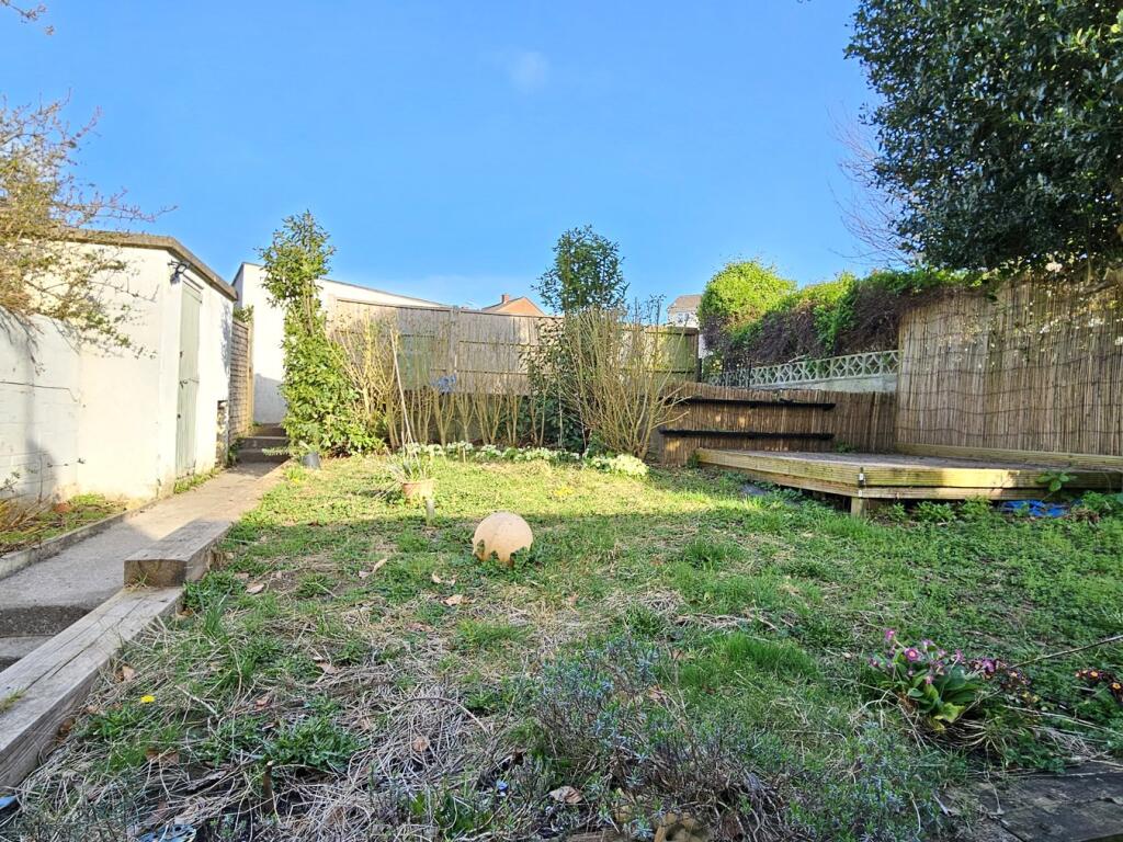 Additional image 5 of Leg of Mutton Road, Glastonbury, BA6