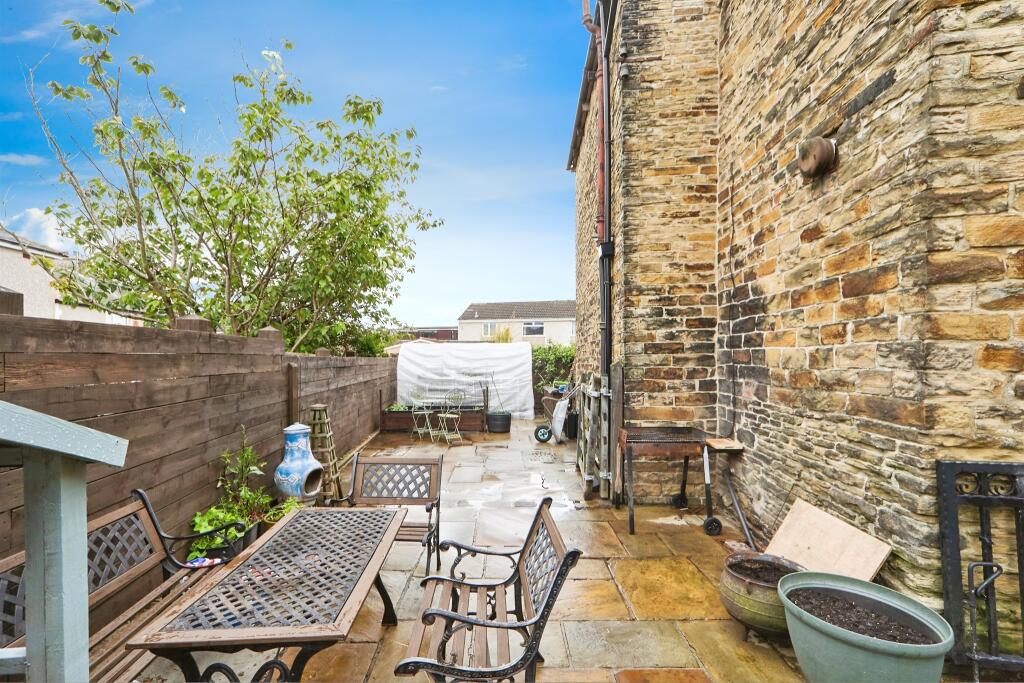 Additional image 15 of Snowden Road, Shipley