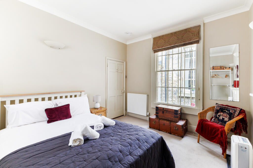 Additional image 8 of Royal Crescent, Bath, BA1