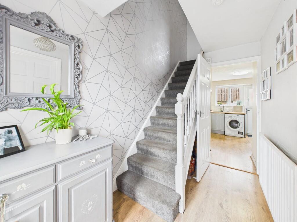 Additional image 2 of Queensway, Bingley