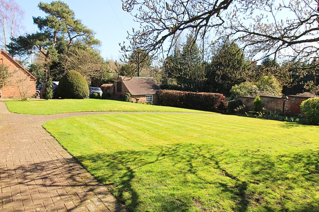 Additional image 15 of Hill Cottage, Rectory Lane, Upton Warren, Bromsgrove, Worcestershire