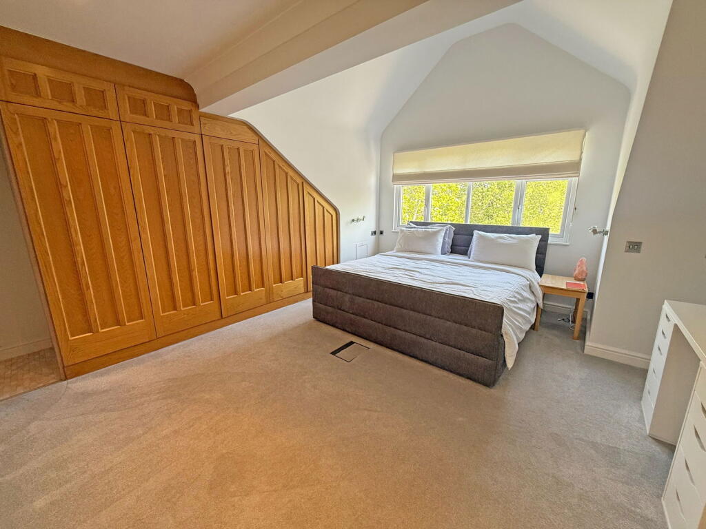 Additional image 12 of Brockhurst Lane, Dickens Heath, Solihull, B90 1RG