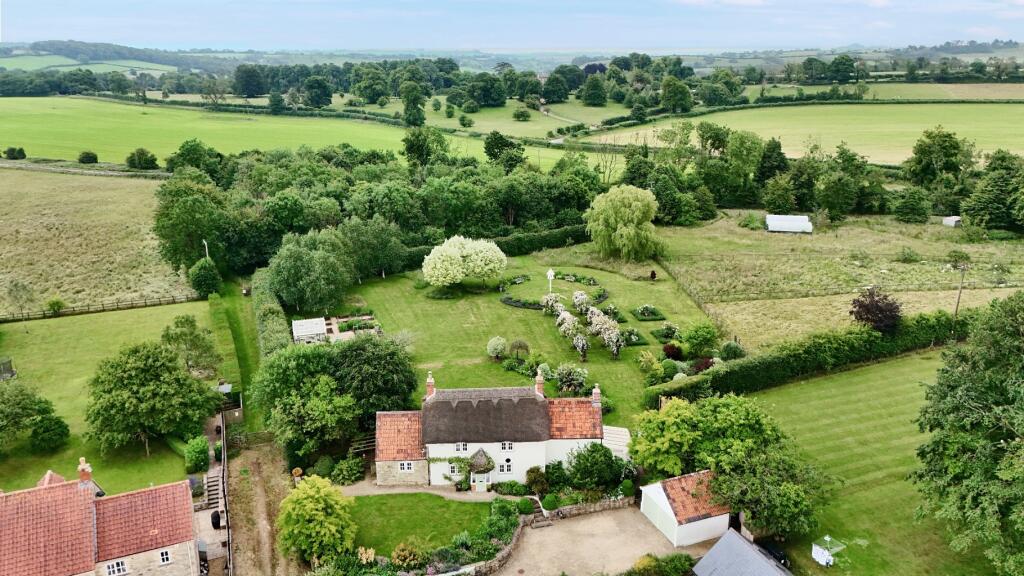 Additional image 3 of West Cranmore