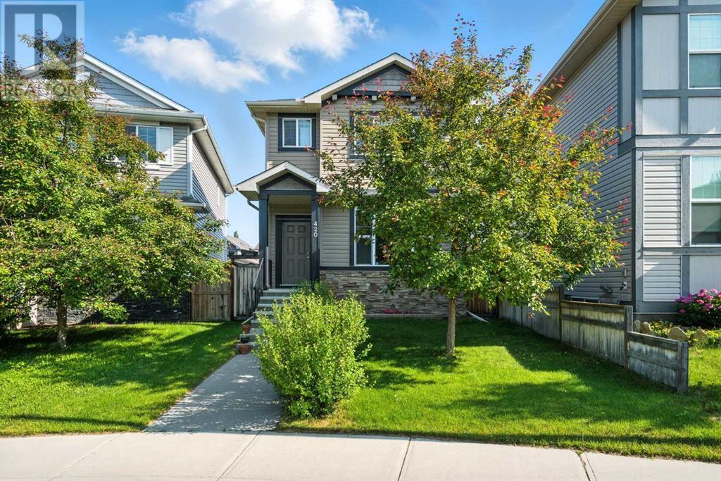 420 Cranberry Circle SE|Calgary, Alberta T3M0L8