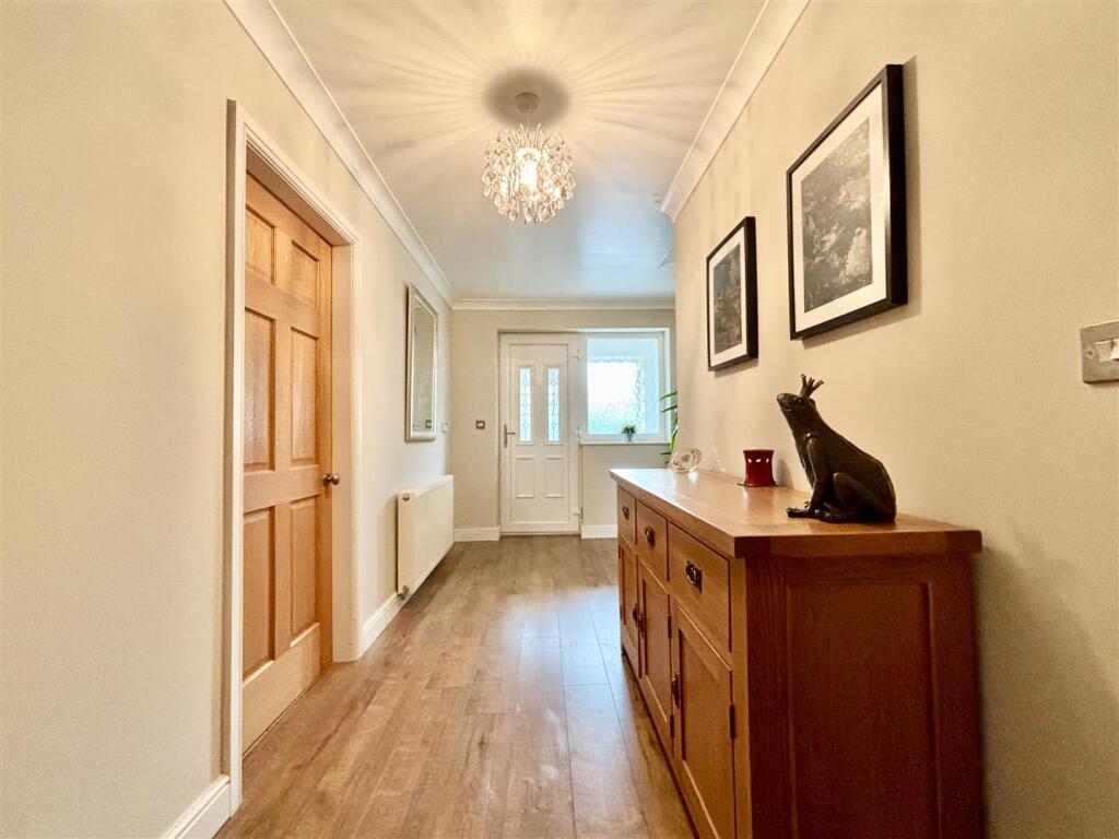 Additional image 9 of Long Lane, Queensbury, Bradford