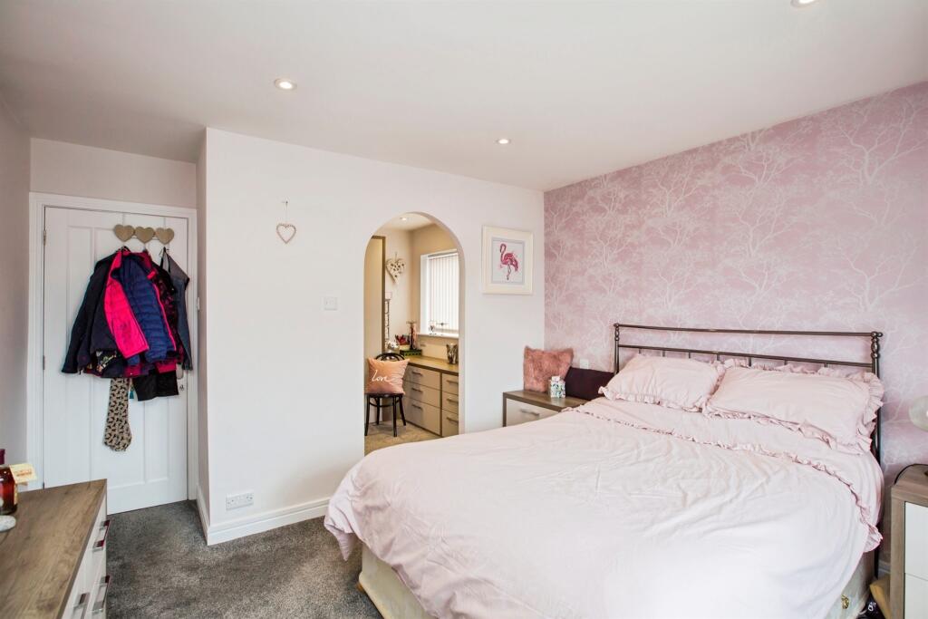 Additional image 9 of Greenside Lane, Cullingworth, Bradford