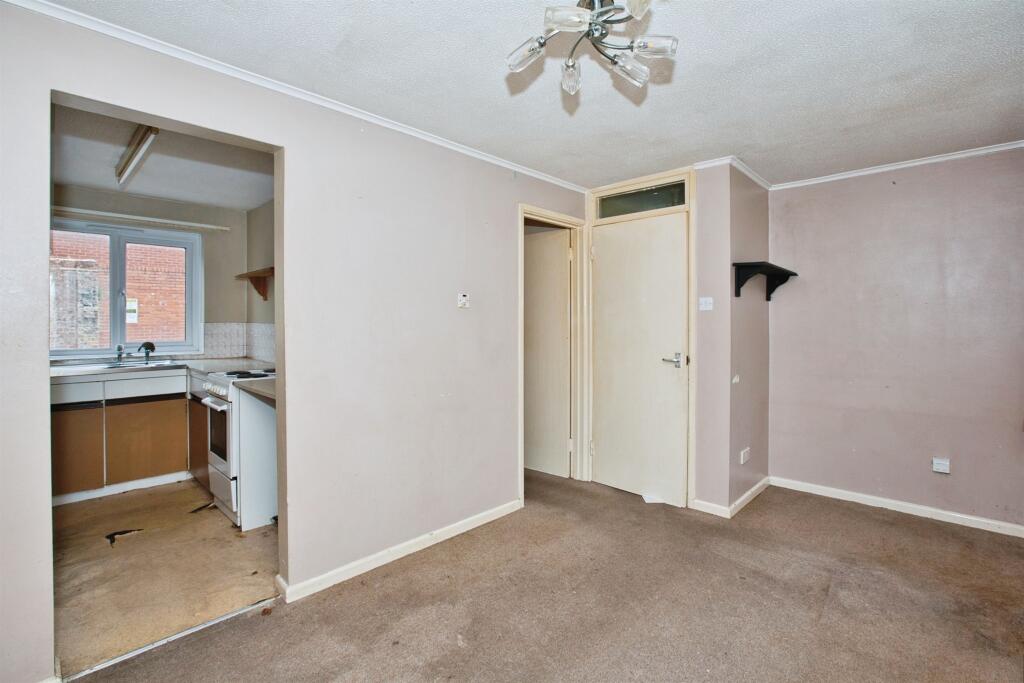 Additional image 6 of Ivel Court, Yeovil