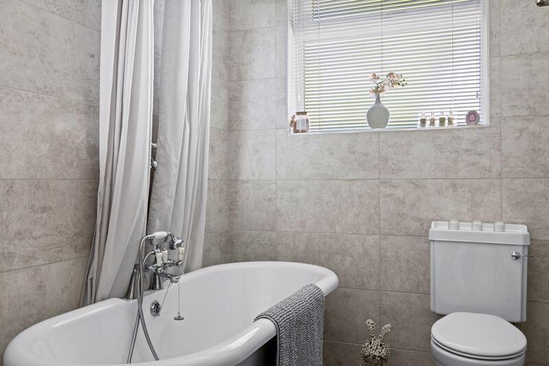 Additional image 38 of Glen Road, Eldwick