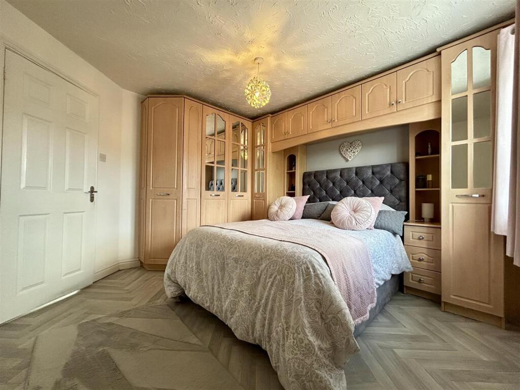 Additional image 18 of Pear Tree Drive, Rowley Regis