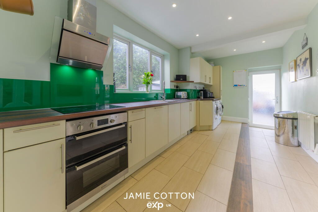 Additional image 8 of Kent Road, Halesowen, B62 8PD