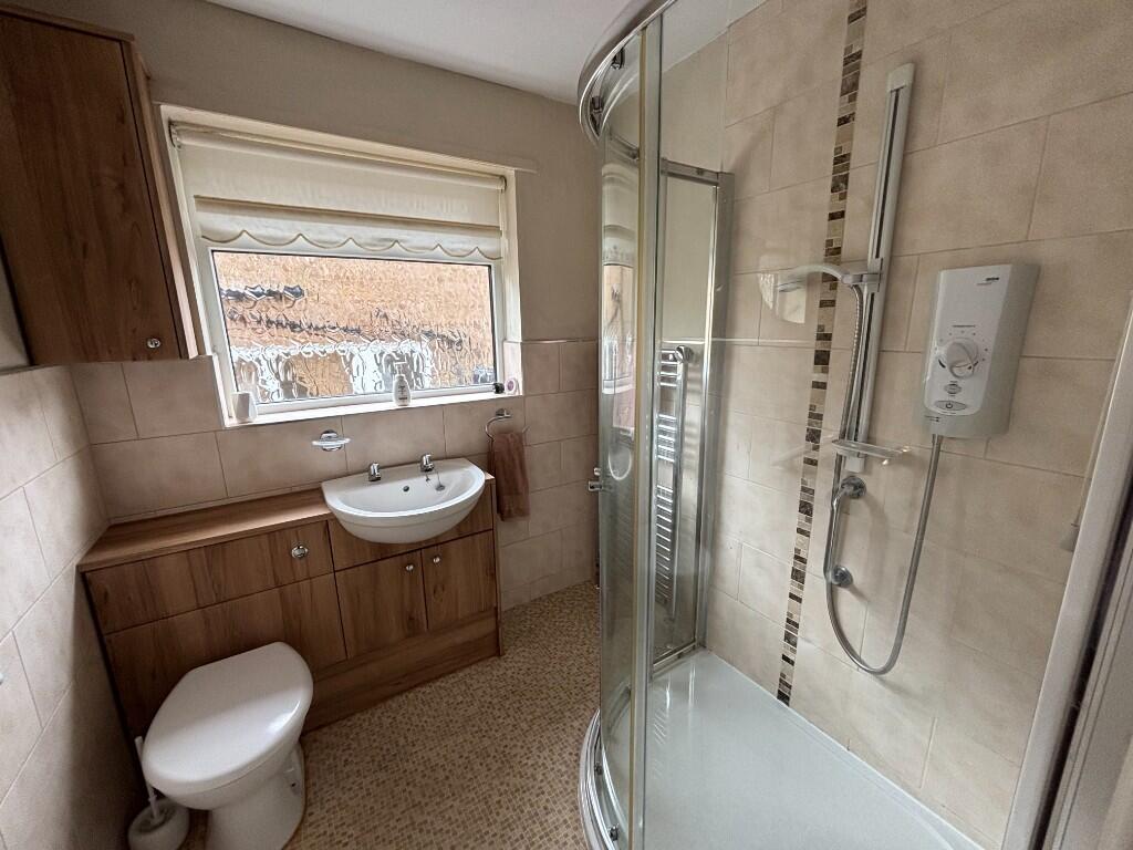 Additional image 10 of Grasleigh Avenue, Bradford, West Yorkshire, BD15