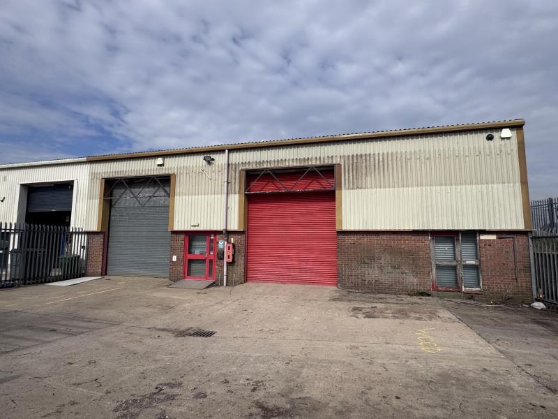 Additional image 2 of UNIT TO LET/FOR SALE, 4/5 Dampier Mews, Edwards Close, Yeovil BA22 8RU