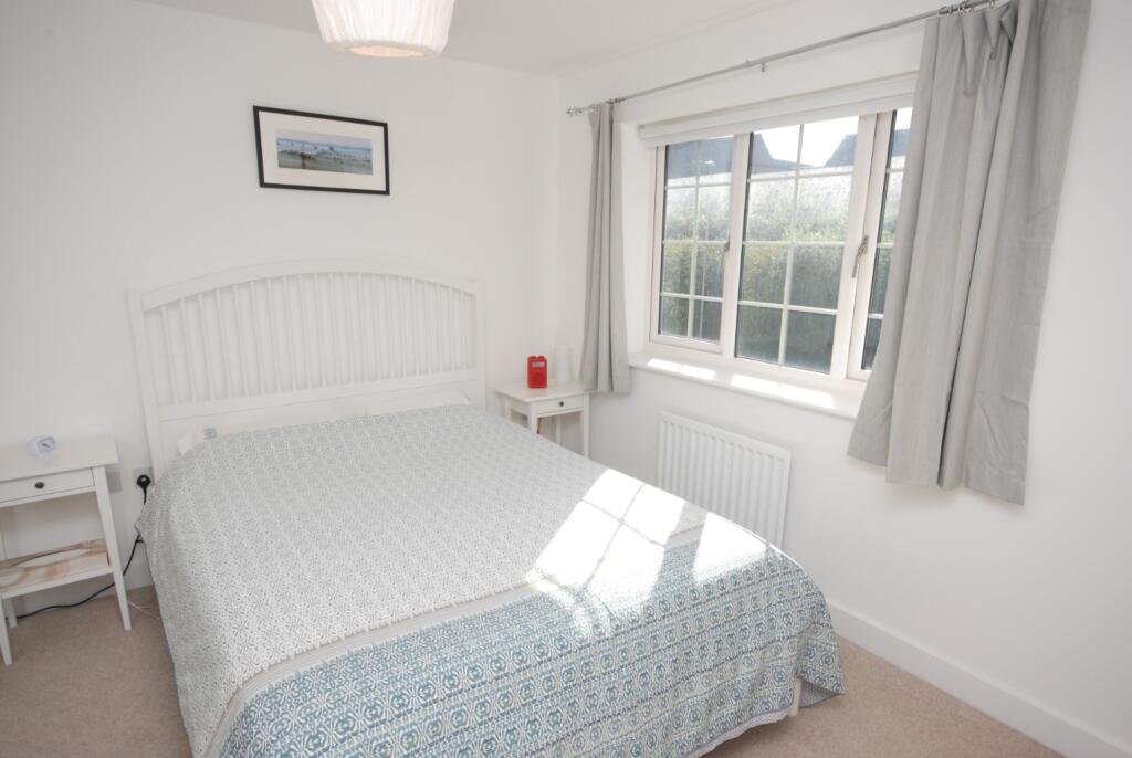 Additional image 10 of Wells