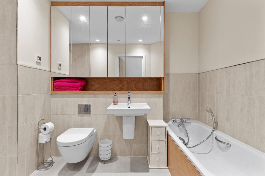 Additional image 26 of 7 Austin House, Woodland Drive, Great Alne  B49