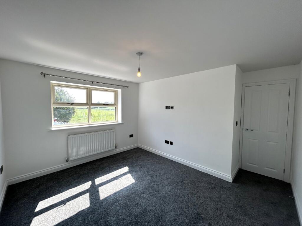 Additional image 8 of Old Hart Soil Farm Yard, Highmoor Lane, Cleckheaton, BD19