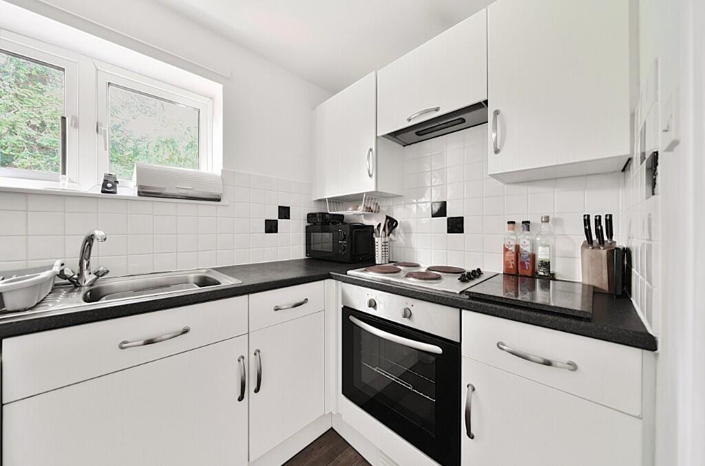 Additional image 6 of Vineys Yard, Bruton, Somerset, BA10