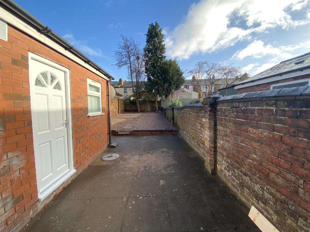 Additional image 12 of Rood End Road, Oldbury, Birmingham