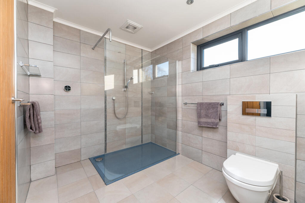 Additional image 45 of Oakridge Court, Bingley, West Yorkshire, BD16