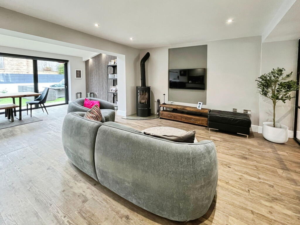 Additional image 7 of Agincourt Drive, Gilstead, Bingley, BD16 3JY