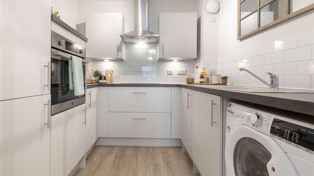 Additional image 3 of Stratford Road, Shirley, Solihull, West Midlands, B90