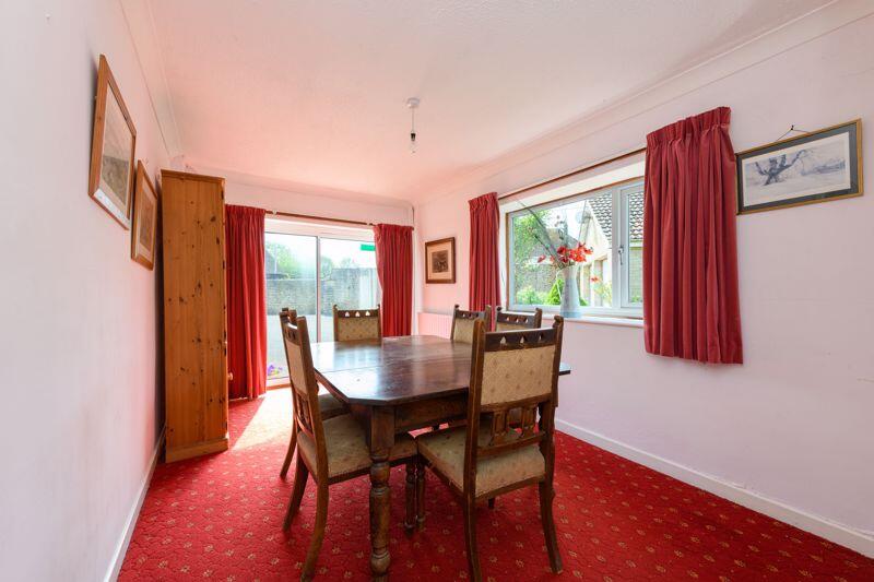 Additional image 8 of Holt