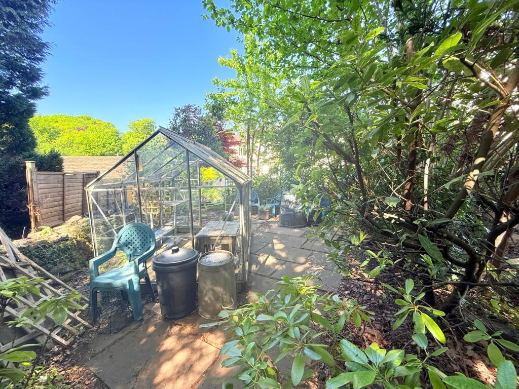 Additional image 13 of Nab Wood Crescent, Shipley, BD18