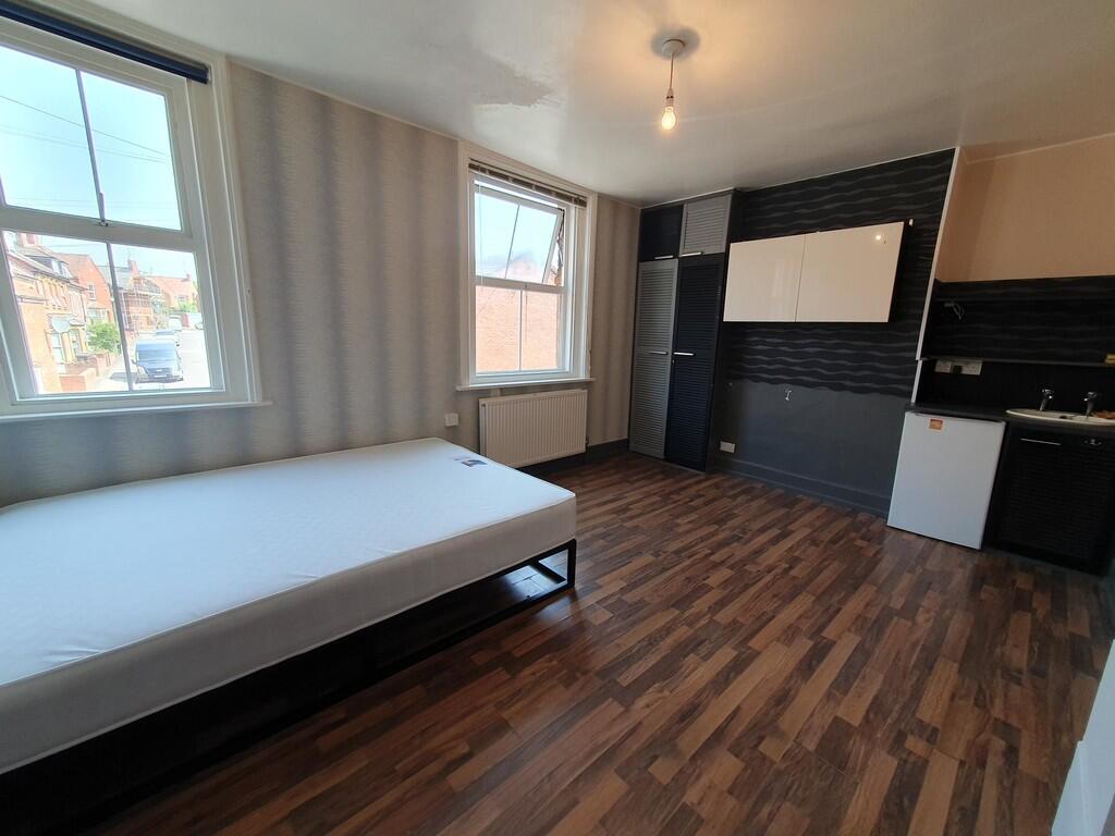 Additional image 4 of Everton Road, Yeovil