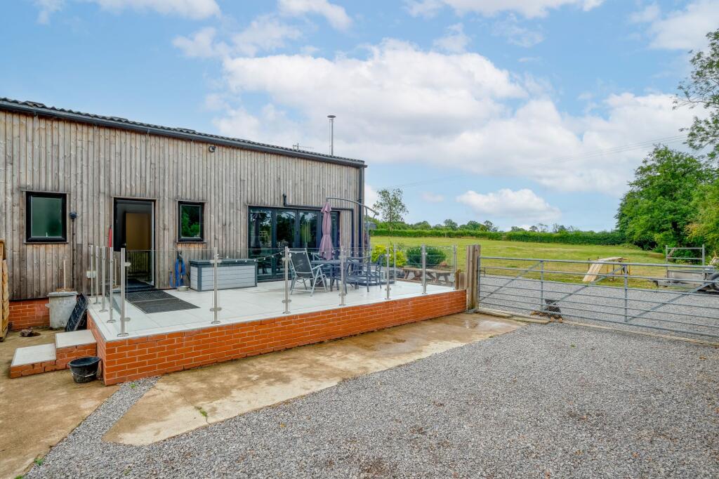Additional image 27 of Droitwich Road, Bradley Green, B96