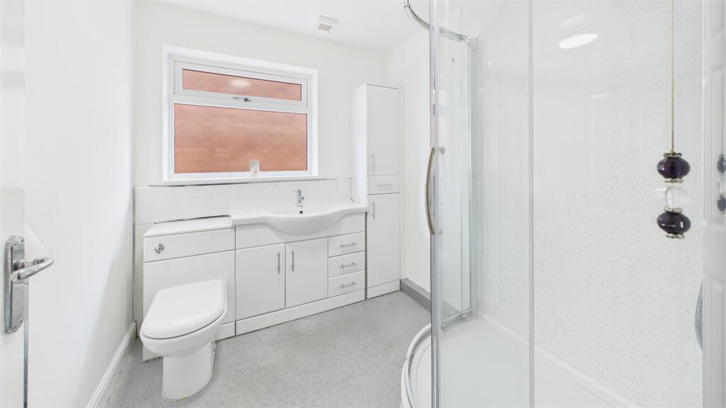 Additional image 11 of 1 Bradleys Close