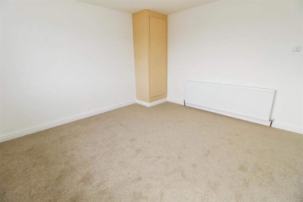 Additional image 7 of Markfield Avenue, Low Moor, Bradford, BD12 0UH