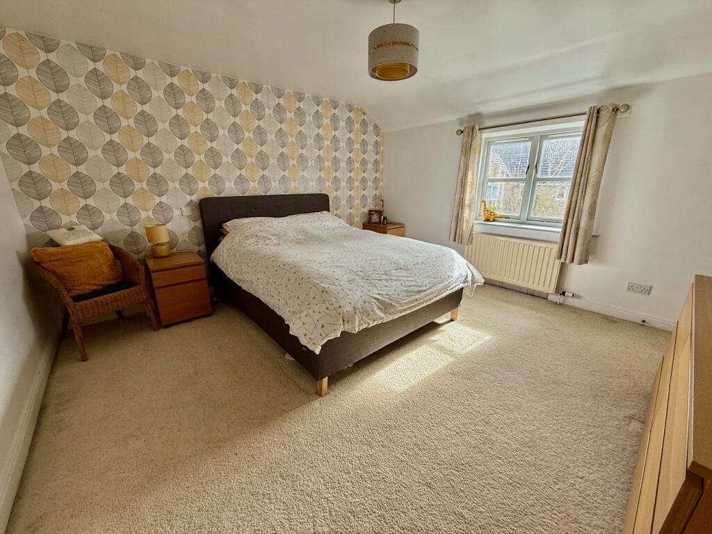 Additional image 5 of Manor Fold, Cottingley, Bingley, BD16