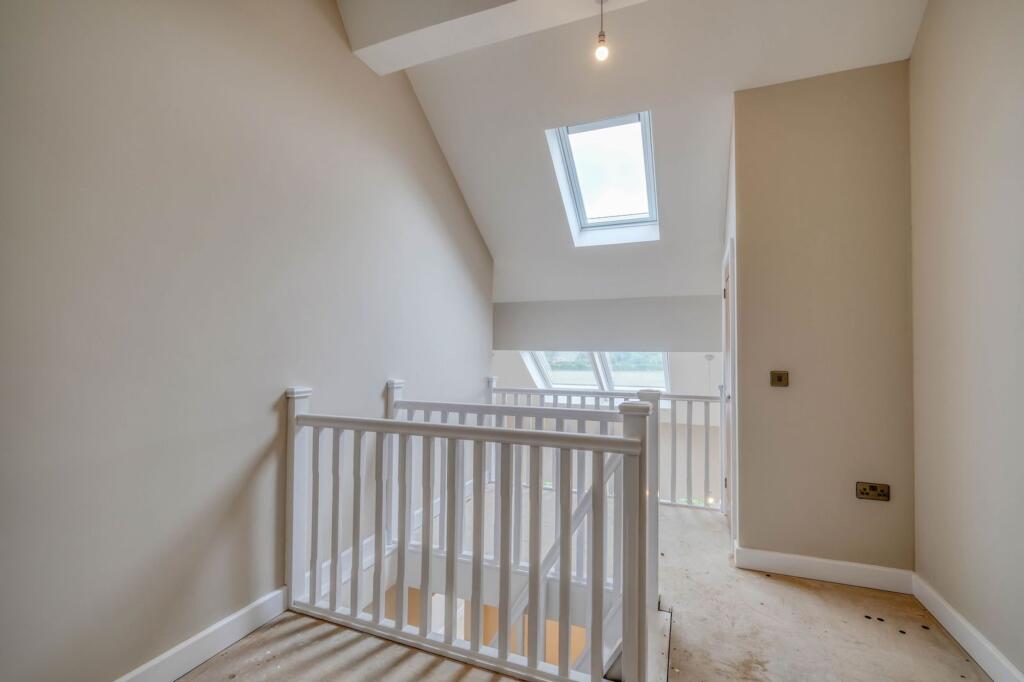 Additional image 11 of Droitwich Road, Bradley Green, B96