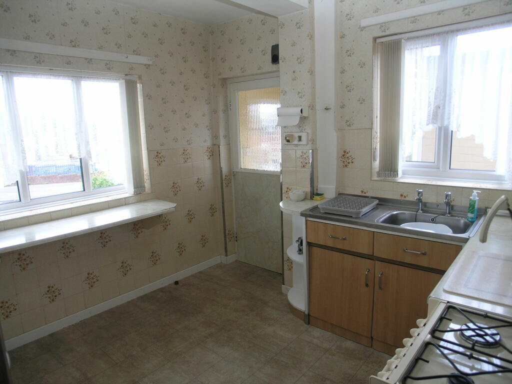 Additional image 4 of ROWLEY REGIS, Orchard Close