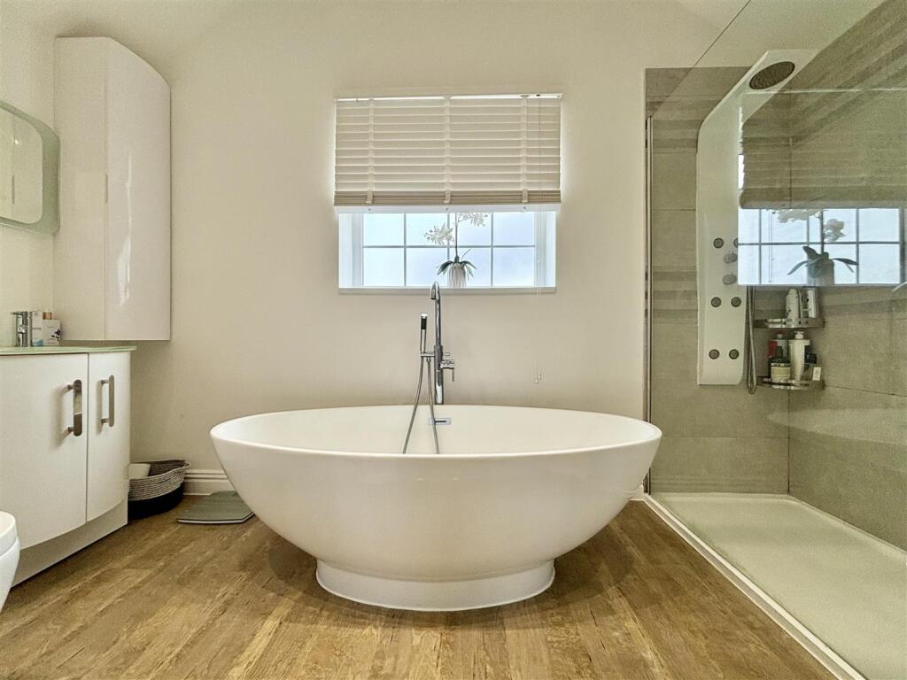 Additional image 13 of Greenside Lane, Cullingworth