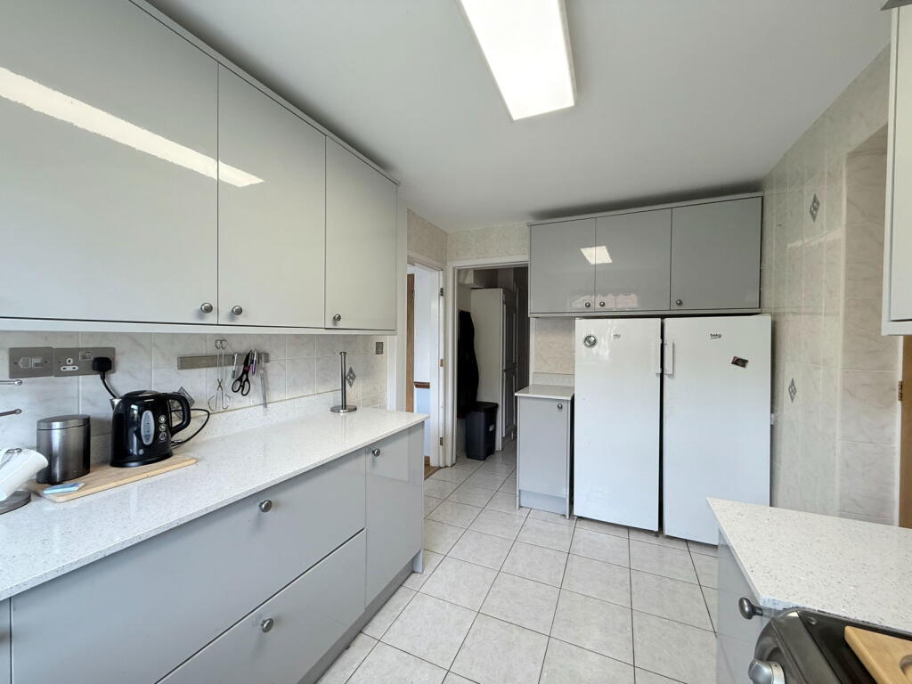 Additional image 8 of Dunton Hall Road, Shirley