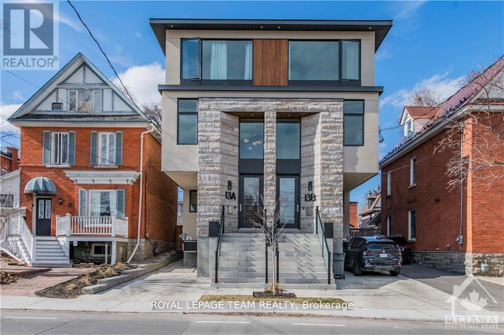 2 - 13B FIFTH AVENUE|Ottawa, Ontario K1S2M2
